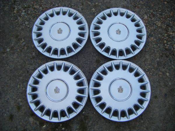トヨタクラウン純正★ホイールキャップ15インチセット　カバー