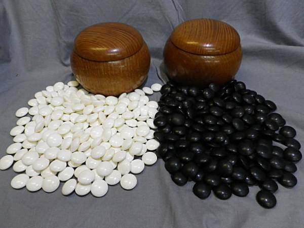 ＊ 高級 囲碁 碁石 本蛤 那智黒石 厚み10mm以上 178/181個 ＊