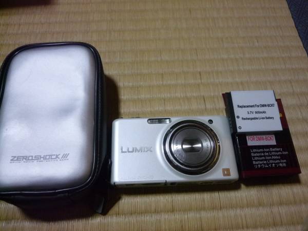 LUMIX DMC-FX77 ホワイト ☆ケースおまけ 動作OK・豪華おまけPanasonic