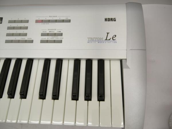 KORG コルグ TRITON le 61鍵 シンセサイザー ○ 45252-2 【公式通販】
