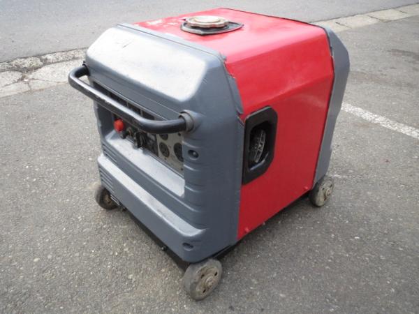 新でん】AIRMAN インバーター発電機 HP2400SV【中古】