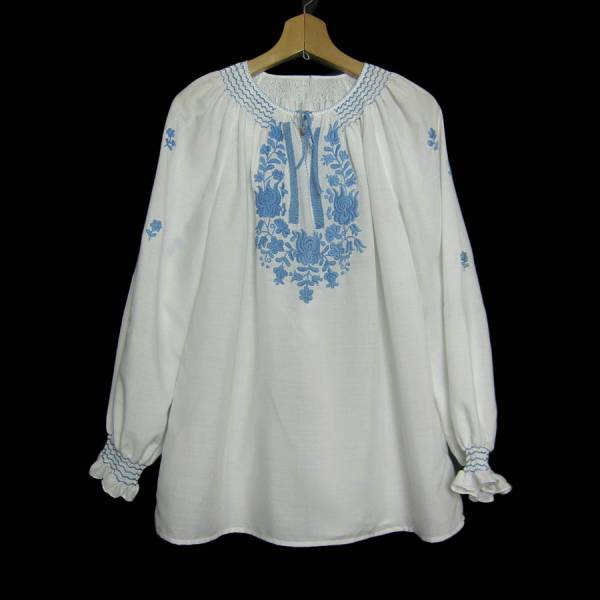 花柄刺繍 フォークロアブラウス アンティーク ヨーロッパ古着