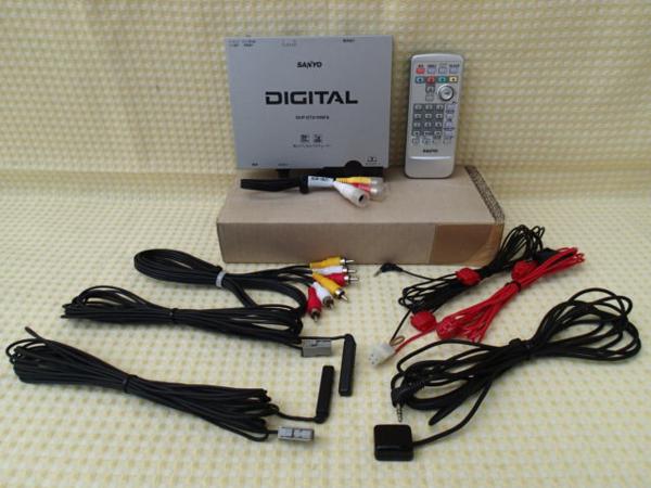 SANYO デジタルチューナー NVP-DTA19NFA 2×2サンヨーNVP-DTA19NFA地デジチューナーセット!データ放送も! SANYO