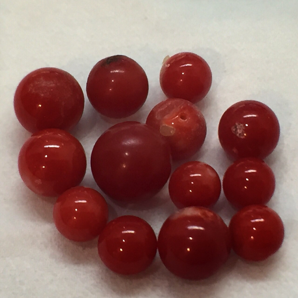 【血赤珊瑚おまとめ】33ct 本サンゴ 丸玉 ルース 裸石