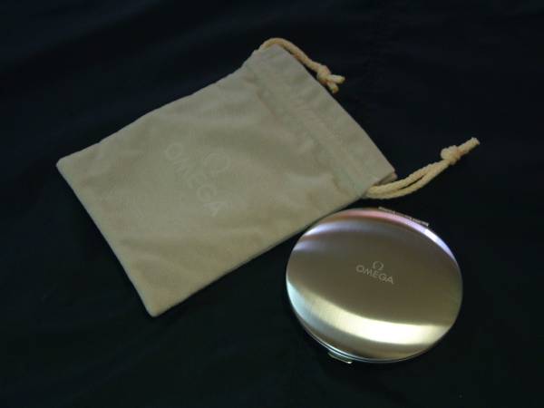 送料込□正規OMEGAコンパクトミラー未使用非売品□オメガ