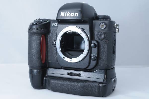 動作絶好調☆NIKON ニコン F100 一眼レフ ボディ MB-15付き♪ オート