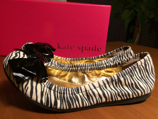Kate Spade プードルモチーフ フラットシューズ Kate Spade プードルモチーフ フラットシューズ L76801372 セ