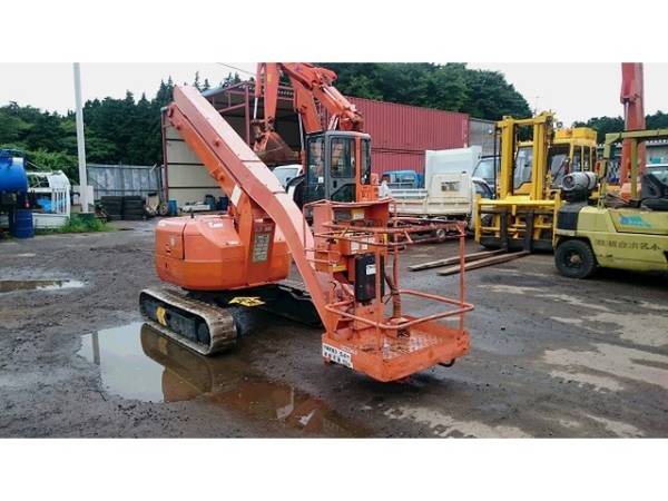 平成14年 屈折式クローラータイプ6.4m高所作業車@車選び.com