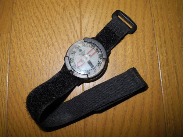 リストコンパス 旧型 M9 SUUNTO M-9 compass 実物 - Yahoo
