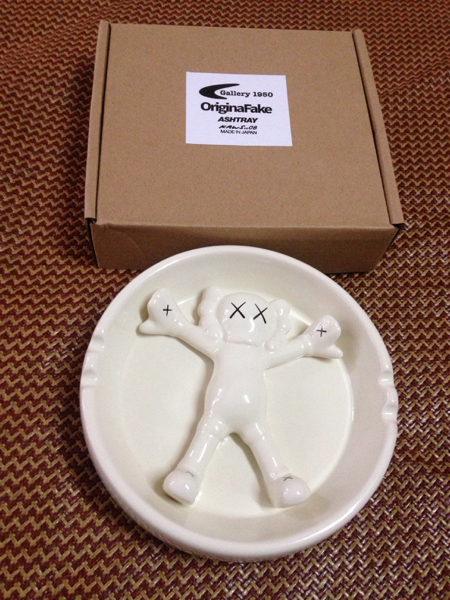KAWS × Gallery1950 G1950 灰皿 companion va KAWS × Gallery1950
