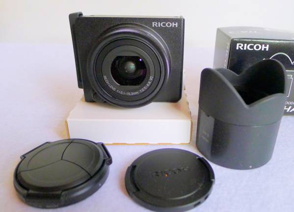 KIT リコー GXR + P10 | RICOH GXR+P10KIT デジタルカメラ GXR+P10 