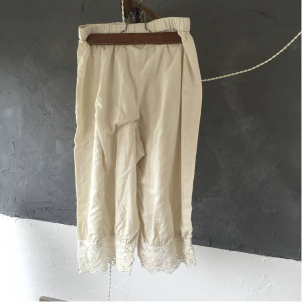 Ｂalcony and Ｂedのドロワーズ 生成り ヴィンテージ