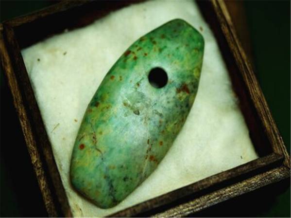 文化遺産オンライン 大珠 | 深緑の 縄文時代中期後葉頃 富山県富山市北 