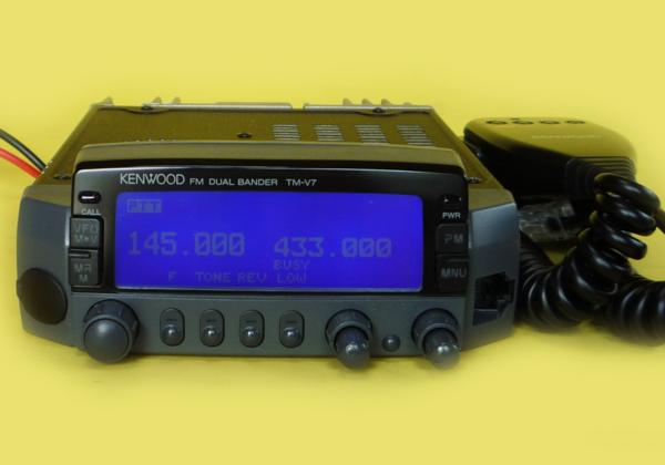 ＫＥＮＷＯＯＤ　144／430MHzＦＭデュアルバンダー　ＴＭ－Ｖ７