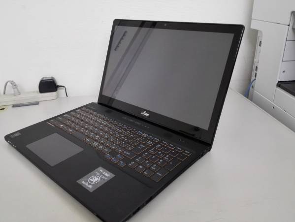 富士通 LIFEBOOK AH77/S (ブラック) 2014年 ノートPC