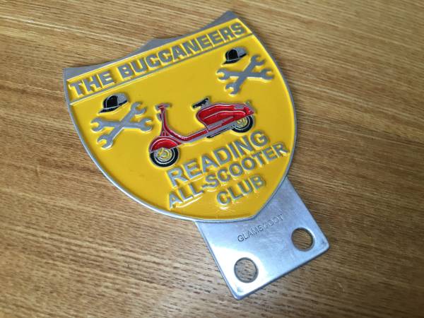 ランブレッタ ベスパ バッジ BUCCANEERS SCOOTER CLUB