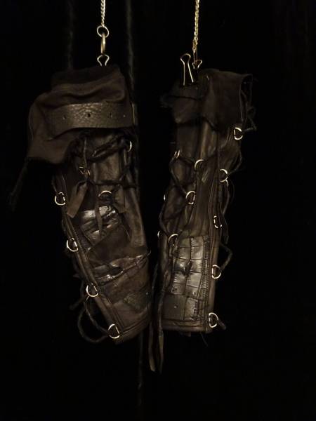 NNNC ロングレザーアームブレス ミュージシャン等顧客多数 作家