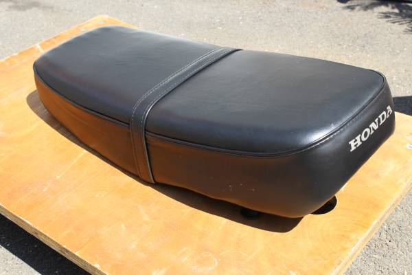中古 HONDA CL77 (CL72 CB72) シート 張り替え？ 税込