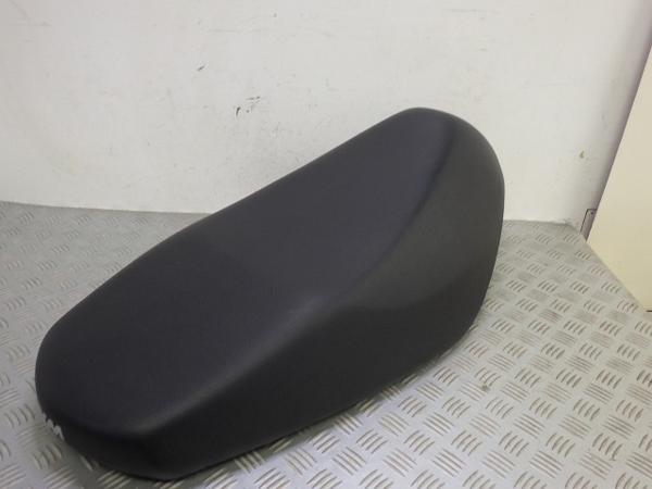 SYM GT125 RFGHM12V78S000*** シート