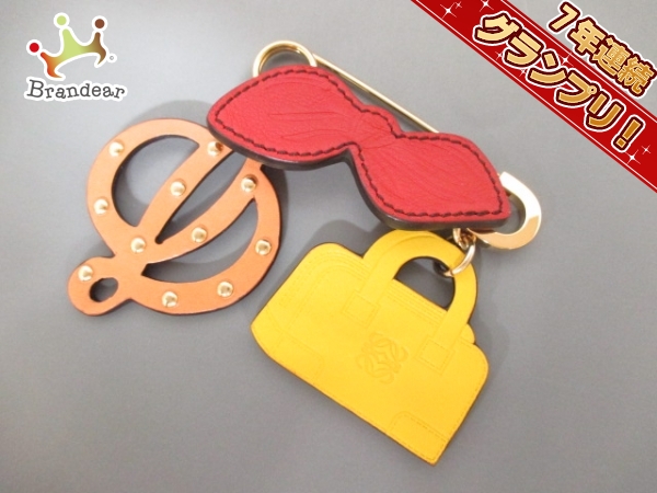 ロエベ ブローチ 美品 金属素材×レザー バッグモチーフ/リボン 【公式