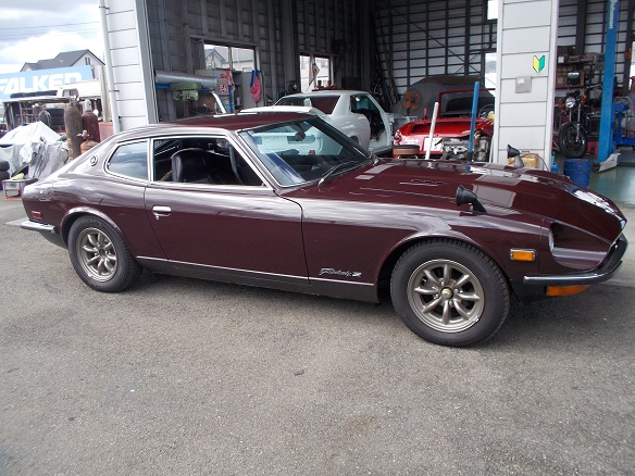 車 フェアレディZ S30, GS30型 マニュアル 1974年 送料込み