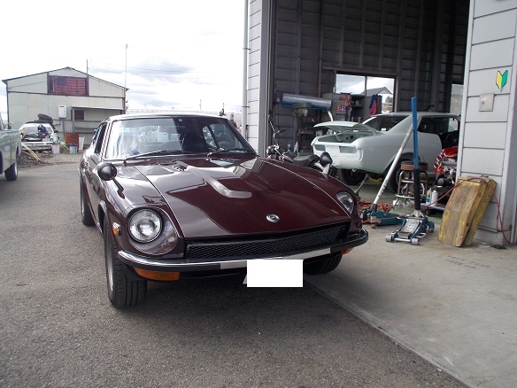 フェアレディZ S30, GS30型 マニュアル 1974年　送料込み 車 フェアレディZ S30, GS30型 マニュアル 1974年 送料込み