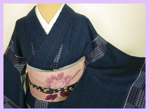 ◆衣紋屋◆1595 丈167/裄67.5 モダン縞文様 小紋着物 化繊 藍 **