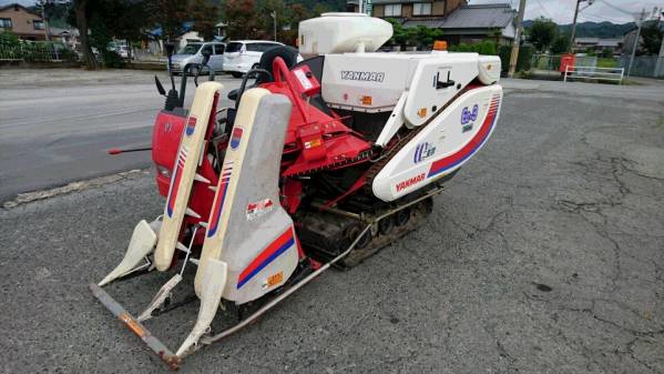 ★売り切り ヤンマー コンバイン Ee-3 2条刈 82h★