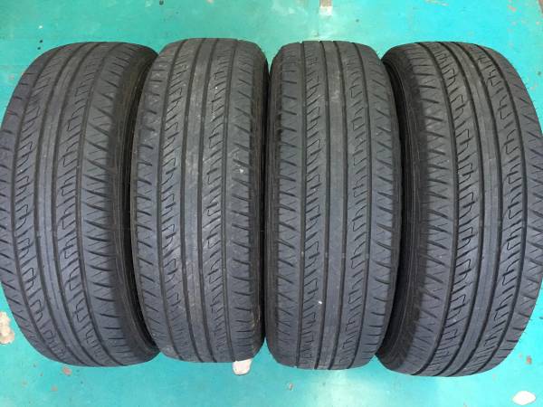 225/65R17 13年ダンロップグランドトレックPT2 4本5.5分