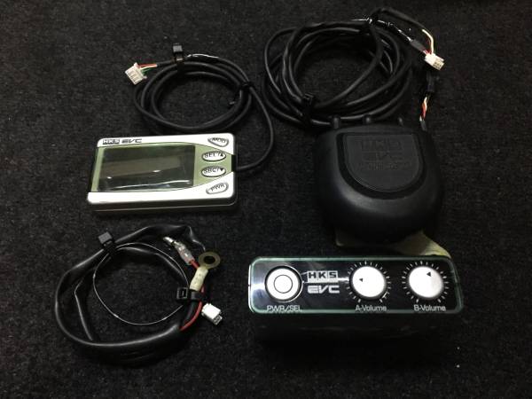 HKS EVC4 ブーストコントローラー 作動確認済みです 計器 パーツ