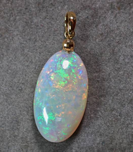 ¥100~K18オーストラリア産天然オパール5.43ct18.1×10.2㍉PT