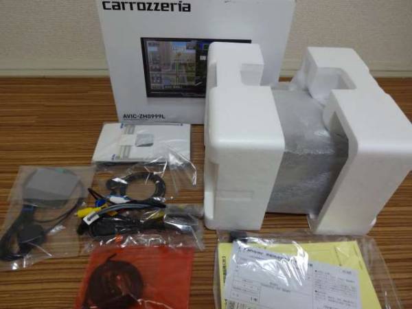 展示品（ディスプレイ品）　パイオニアHDDナビ　AVIC-ZH0999L