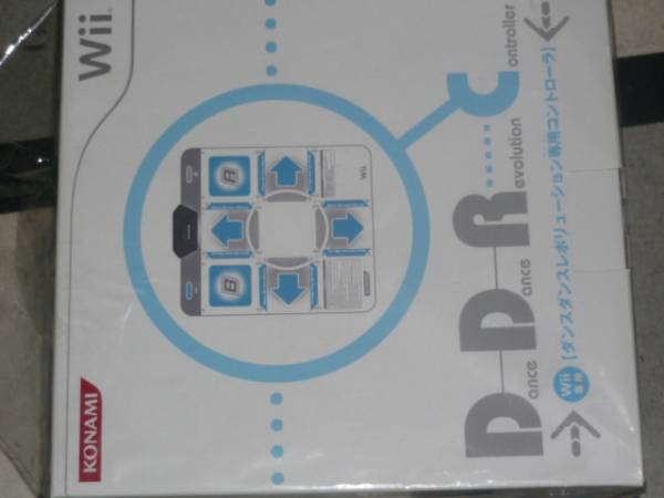 Wii　ダンスダンスレボリューション　専用コントローラ　新品