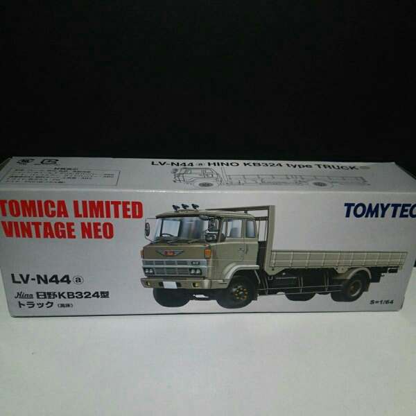 トミカ リミテッド 1/64Hino日野KB324型トラック(高床)