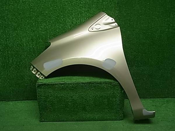 ⑦ 237 ヴィッツ NSP130 左フェンダー