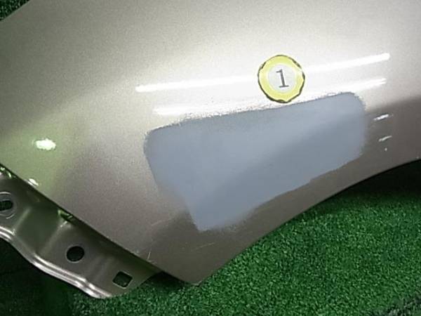 ⑦ 237 ヴィッツ NSP130 左フェンダー