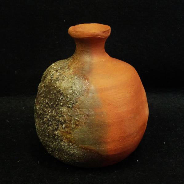 備前焼、徳利、中村六郎、共箱入り，胡麻出来、