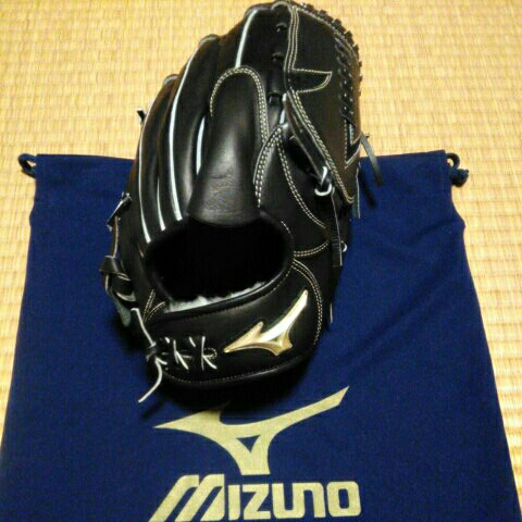 軟式　投手用　グローバルエリート　新品