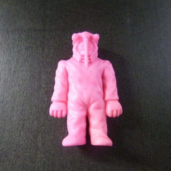 SALE，2025】 A163 ポピー 怪獣 消しゴム セミ人間 セミニンゲン