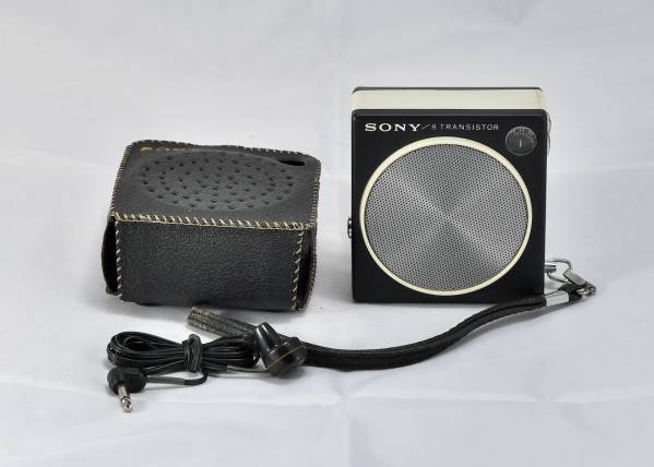 ★★ソニーのトランジスターラジオ２Ｒ-２１Ａ★★
