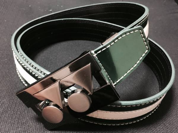 【美品！】 ヨネックス メンズ ベルト フリーサイズ 12，960-