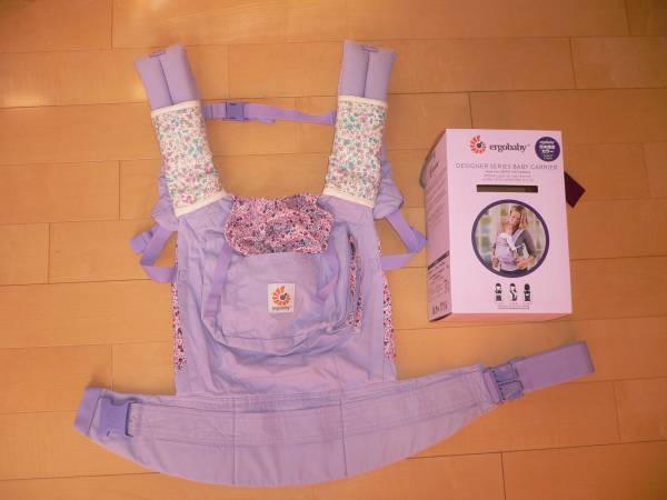 エルゴベビー日本限定カラーリバティプリントの抱っこ紐