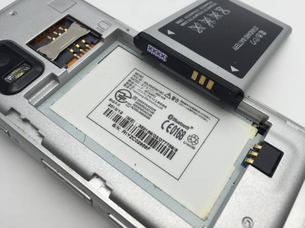 スマートフォン/携帯電話 専用です、新品同様3台セット740SC SIMフリー