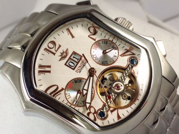 新品domnicドミニクウォッチ腕時計メンズ自動巻スケルトンタイプ