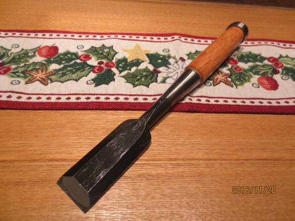 長い鑿　叩き鑿寸２　【銘あり】　新品　送料５１０円