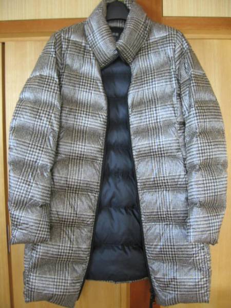 ★UNIQLO　ユニクロ　ウルトラライトダウンM・千鳥柄・美品★