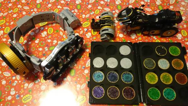 仮面ライダーオーズ ベルト メダル バイク