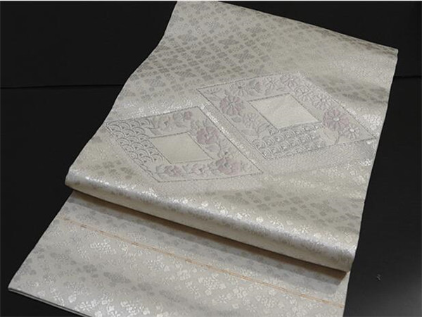 ＆美術＆正絹★プラチナ箔★手織菱柄波頭唐花草文★高級名古屋帯