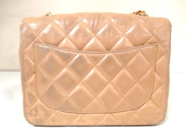 シャネル ショルダーバッグ ミニマトラッセ ベージュ ラムスキン