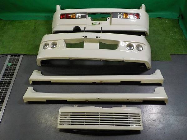 キューブ BZ11，BNZ11 前期 フロントバンパー 62022 3U040 3646